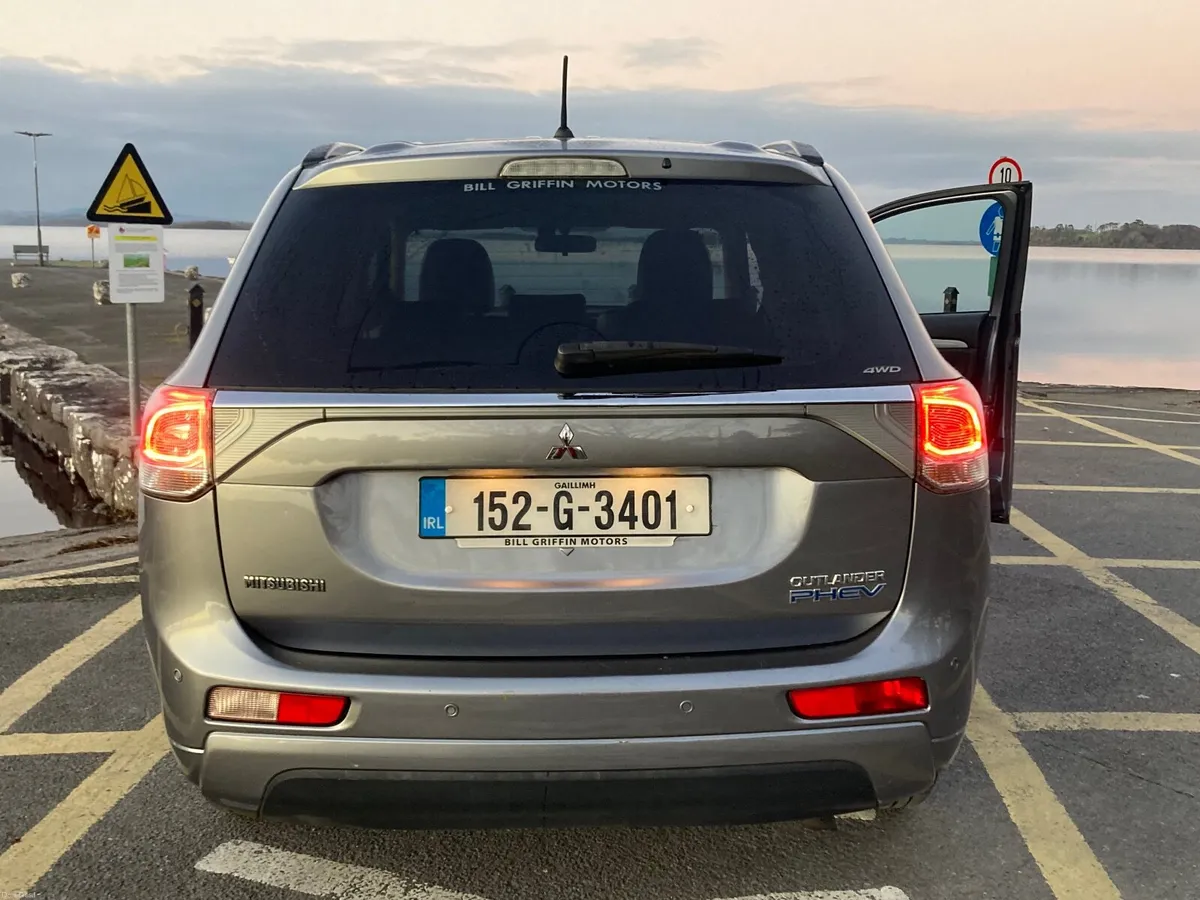 LOW MILEAGE. PRICE DROPPED - Image 3