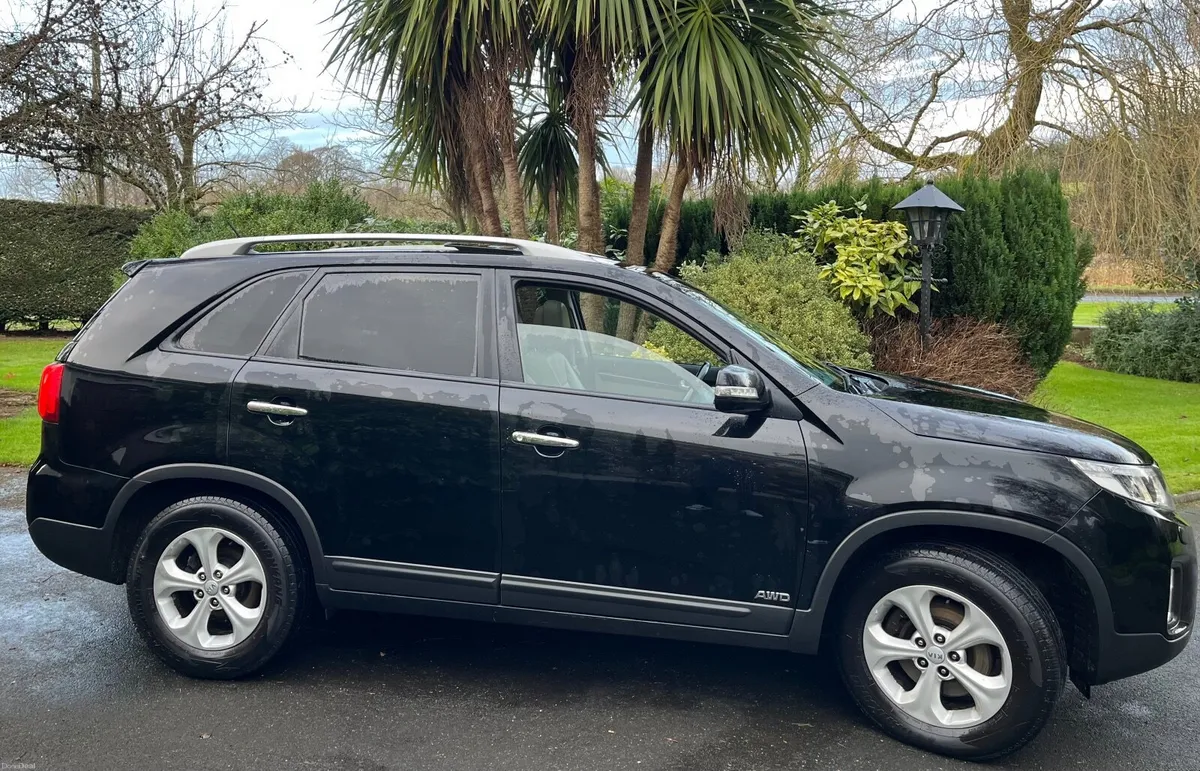 Kia Sorento 2014 Platinum 7 Seats - Image 1