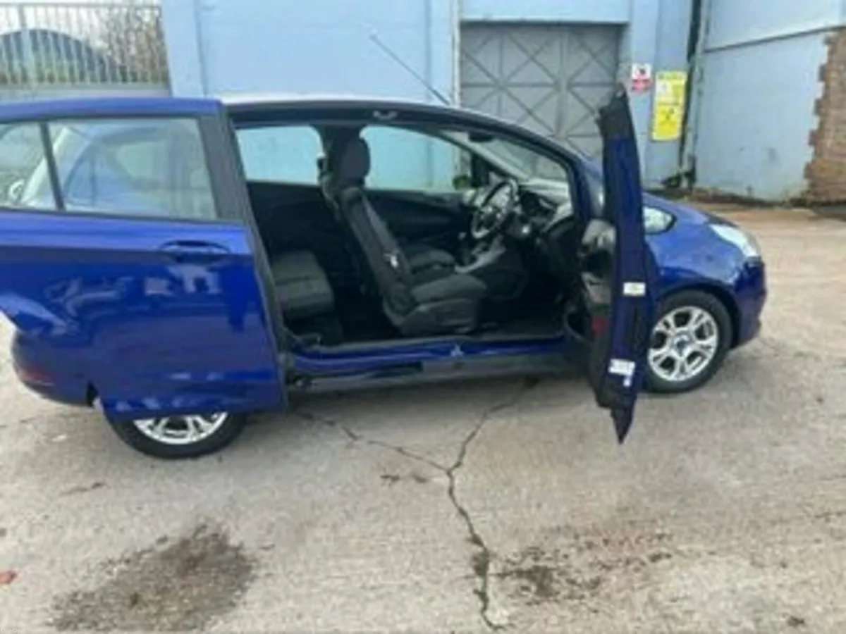 Ford B-Max 2016 - Image 4