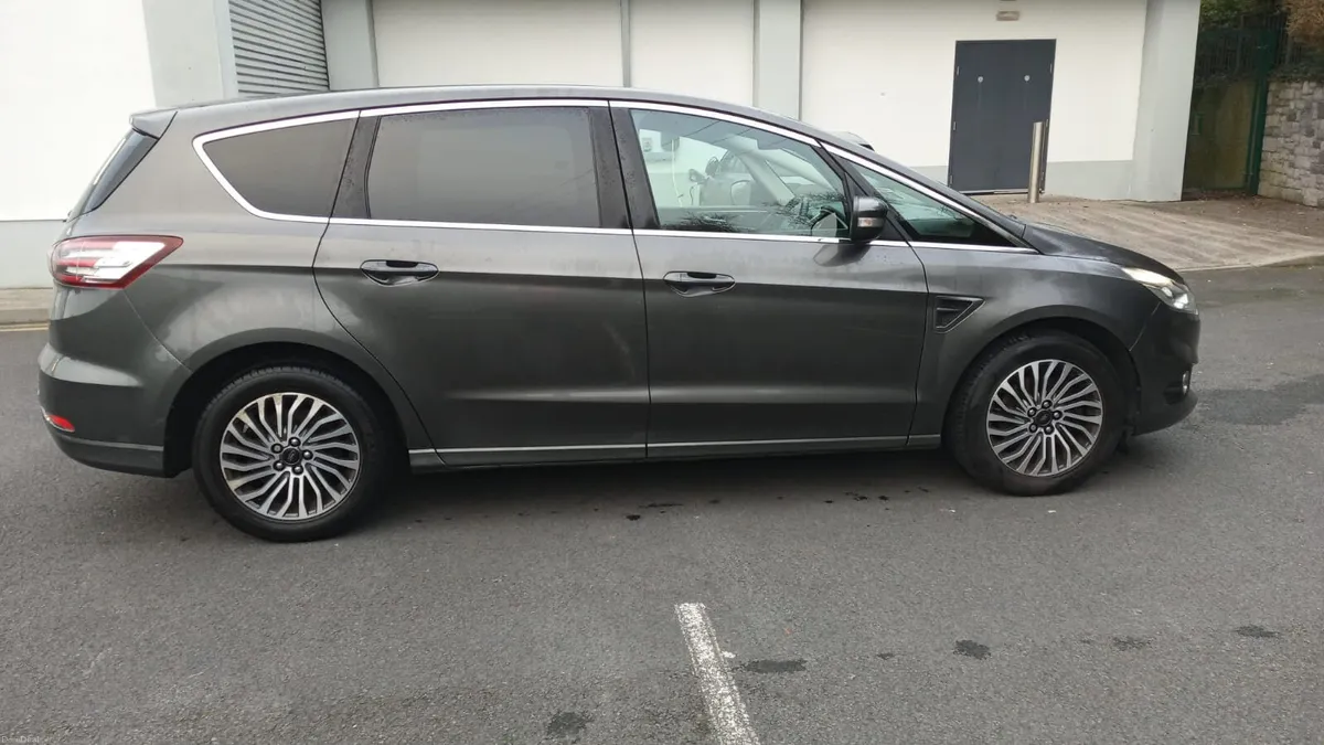 FORD S-MAX / 2019 / 2.0 DIESEL / 7 SEATER / MANUAL - Image 4