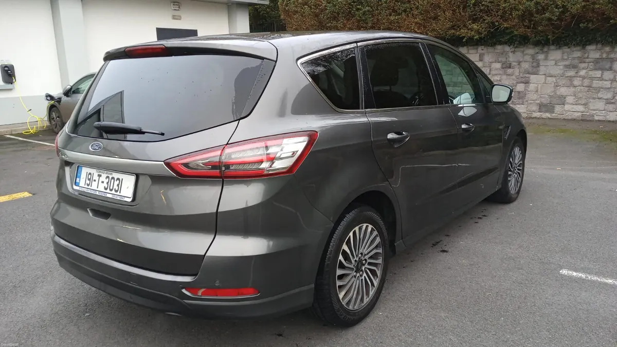 FORD S-MAX / 2019 / 2.0 DIESEL / 7 SEATER / MANUAL - Image 6
