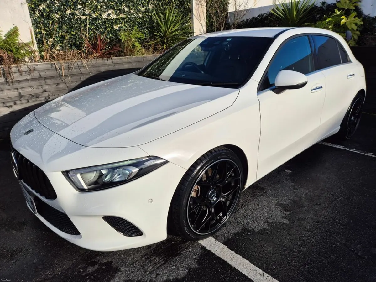 Mercedes-Benz A-Class A200 D. AUTO / SE / LOW MILE - Image 3