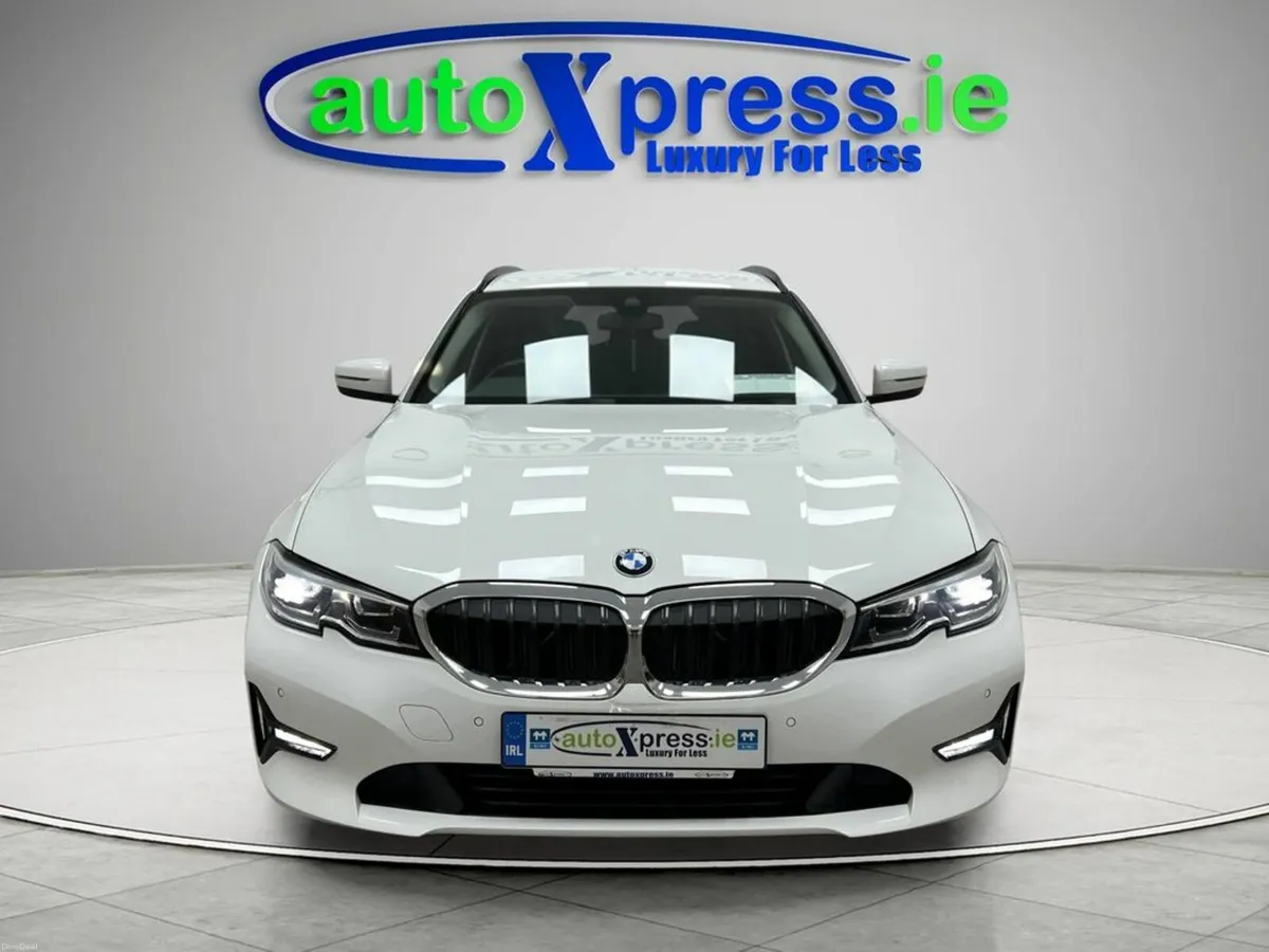 BMW 3-Series 320D Estate Automatic - Image 3