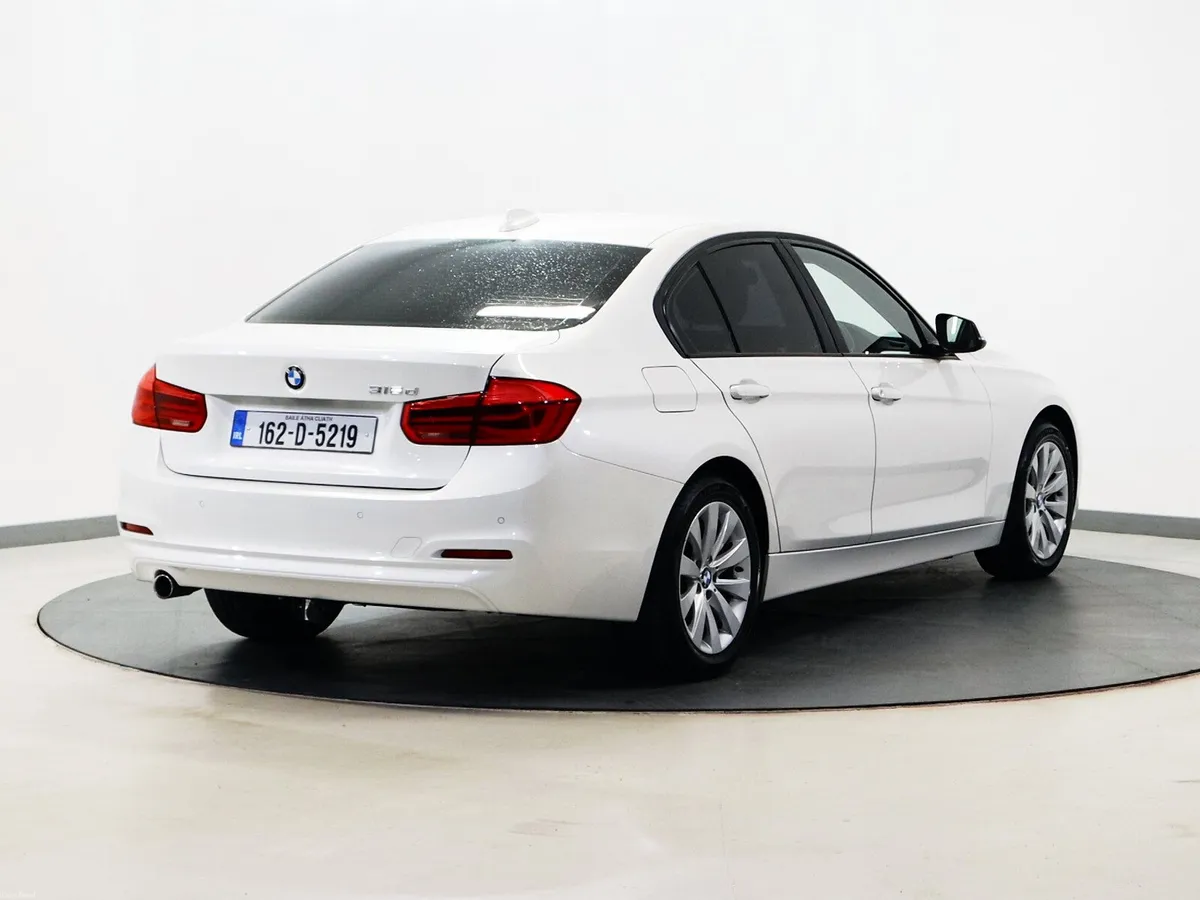 *114* 2016 BMW 3-Series 2.0 SE - Image 4