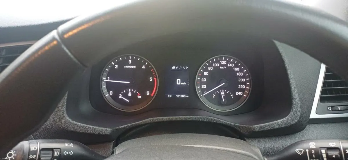 Hyundai Tucson Executive Trim - Image 3