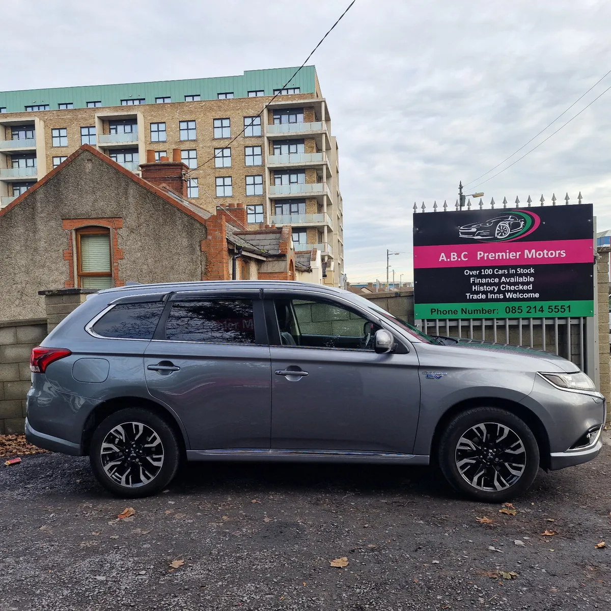 Mitsubishi Outlander 2016 Nct And Tax - Image 3
