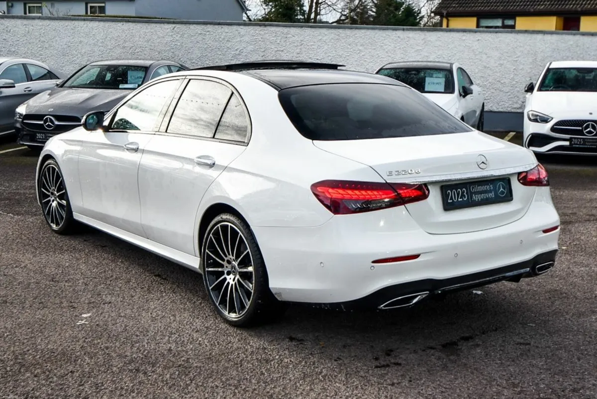 Mercedes-Benz E-Class E220d AMG Premium Plus 194bh - Image 4