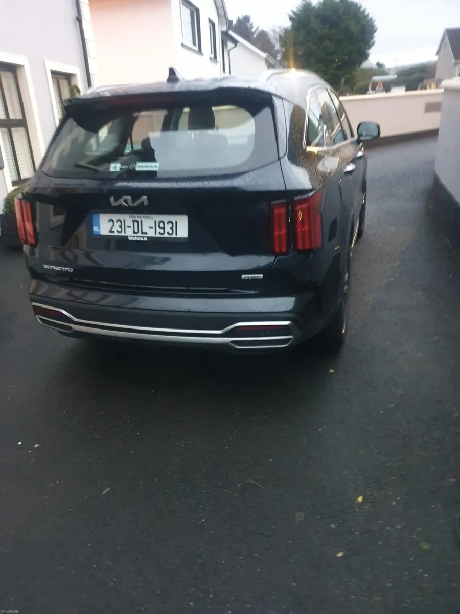 231 Kia Sorrento 5 seater Blue - Image 4