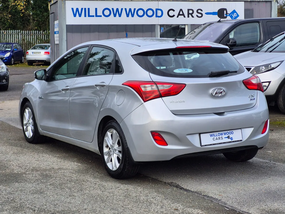 Hyundai i30  5dr1.6crdi deluxe 2015 - Image 4