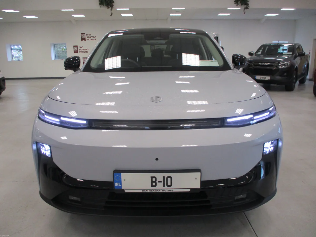 LEAP MOTOR B10 EV DESIGN - Image 4