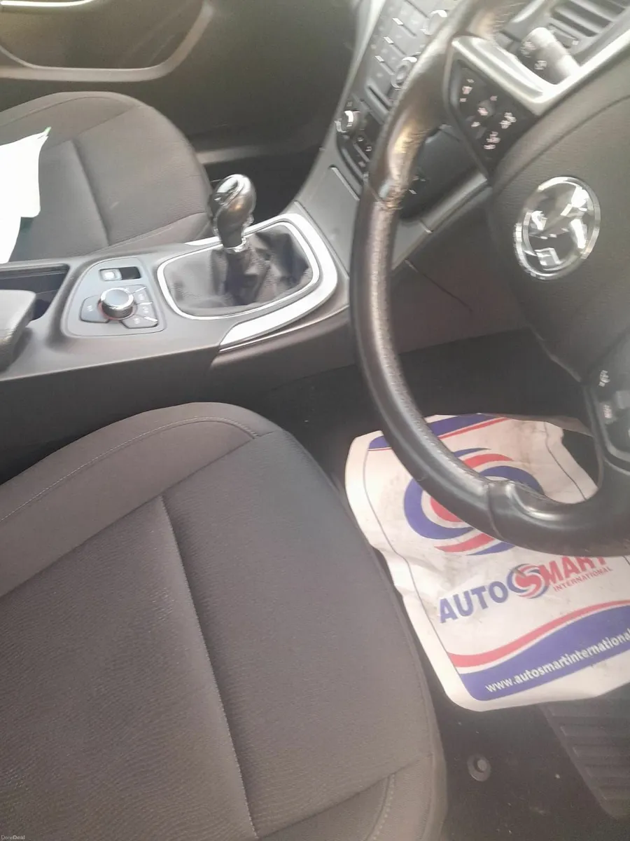 Vauxhall Insignia 2013 - Image 3