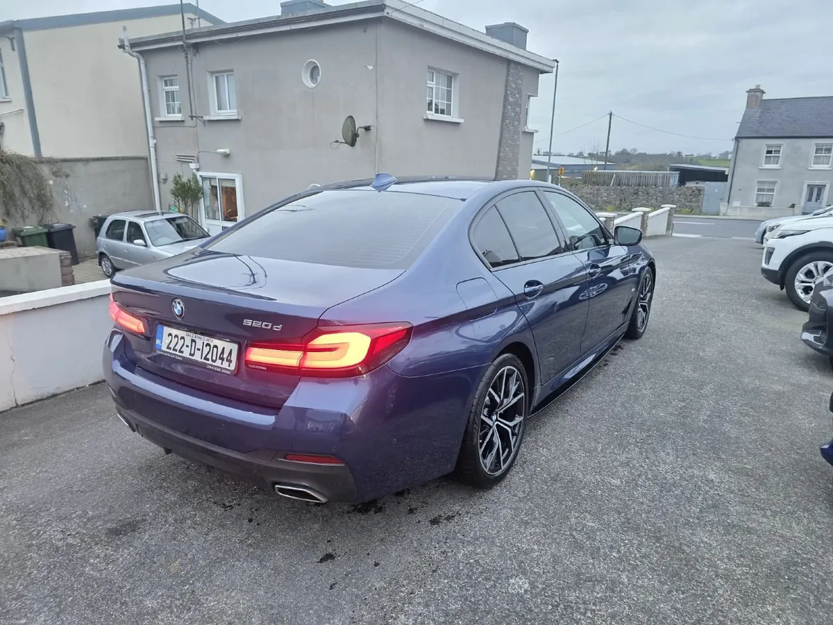 BMW 5-Series 2022 - Image 2