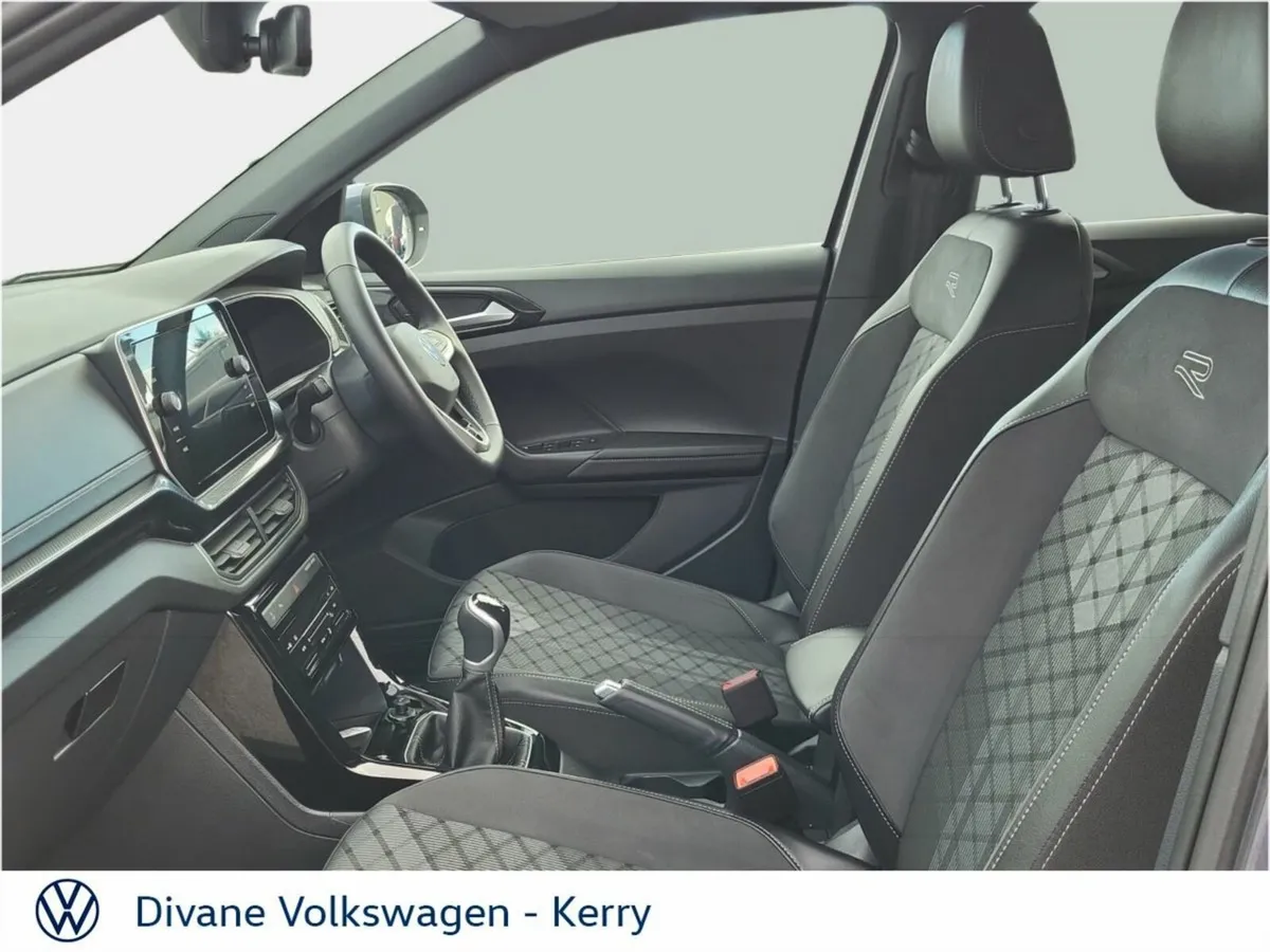 Volkswagen T-Cross R LINE 1.0 PETROL 116 BHP - Image 4