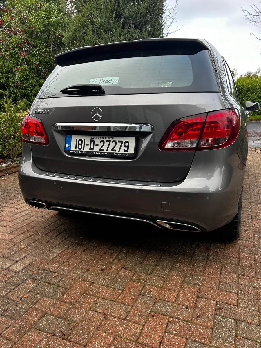 181 Mercedes-Benz B200 . 2.1 Automatic - Image 4