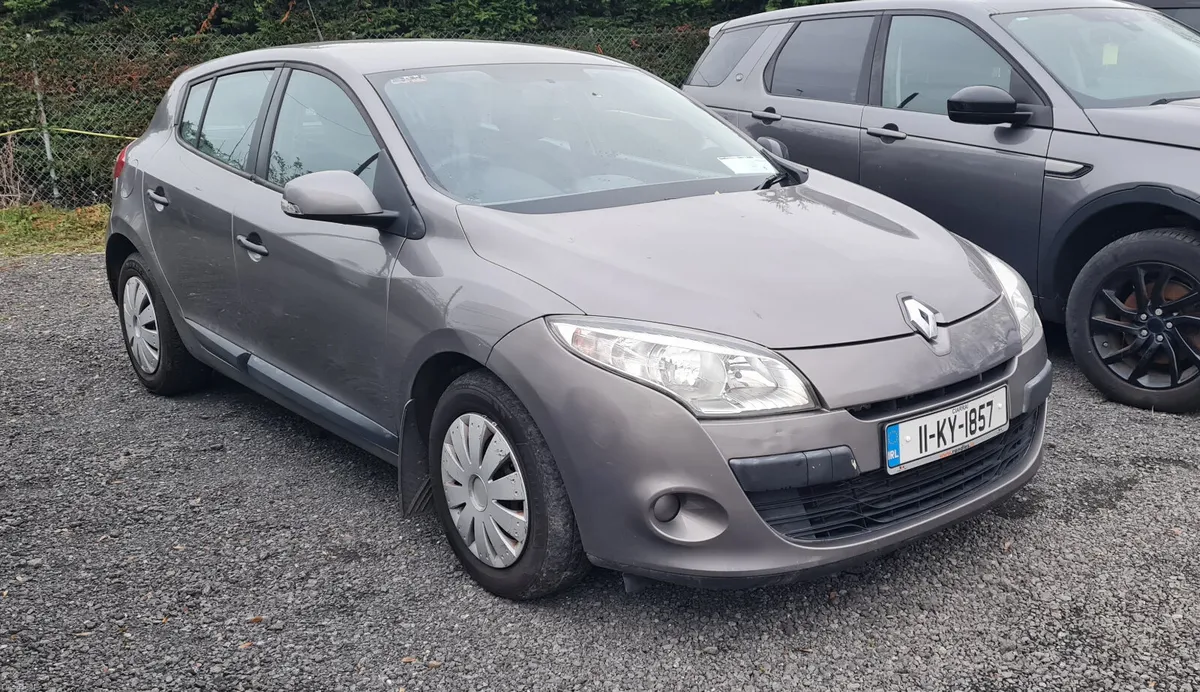 Renault Megane 2011 - Image 1