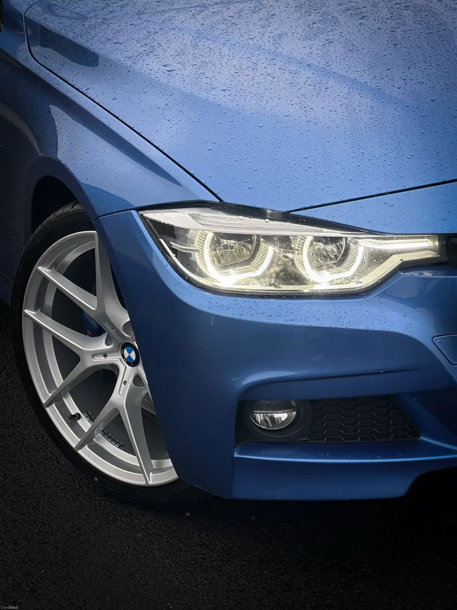 BMW 3-Series 2016 - Image 2