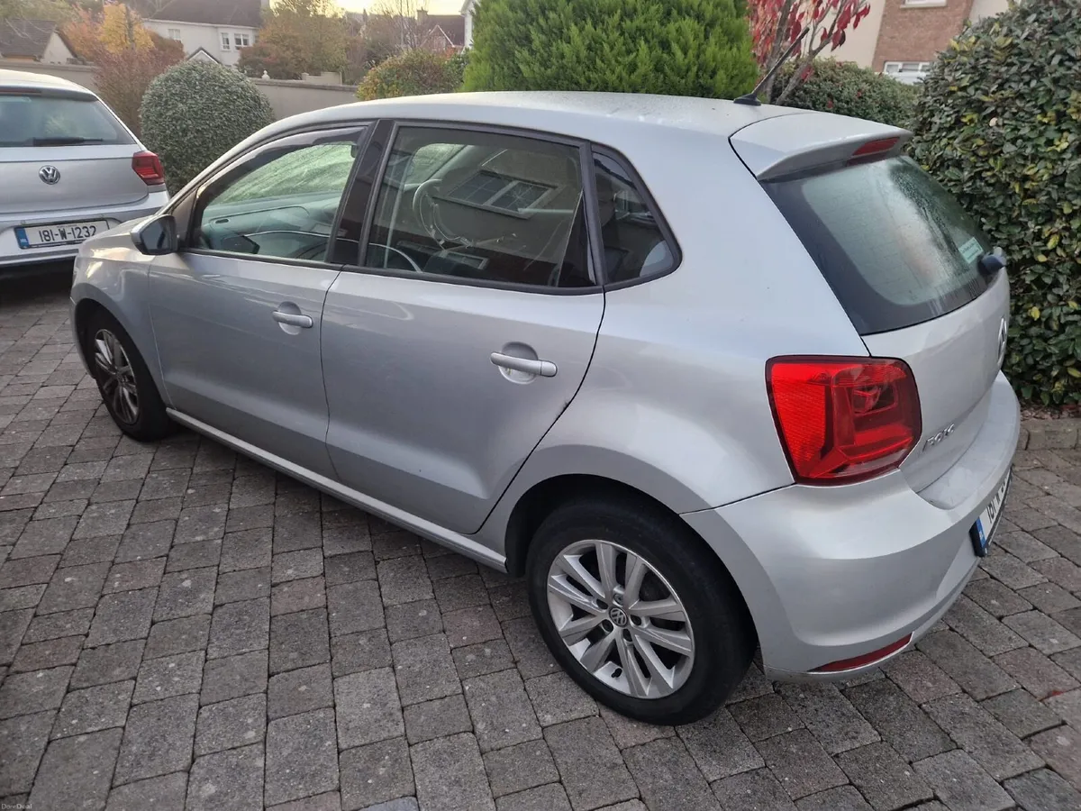 Volkswagen Polo 2018 - Image 2