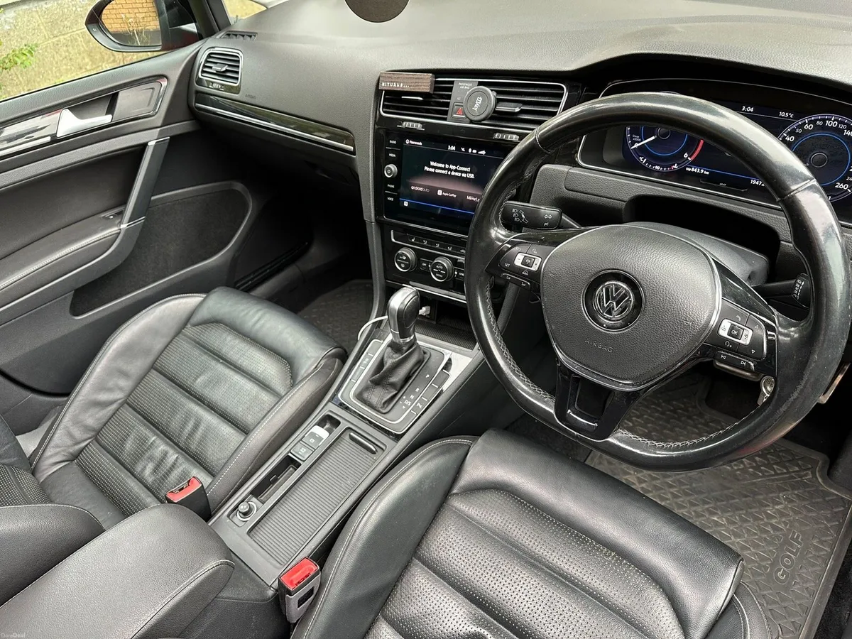 Vw golf 2.0 tdiR line - Image 3