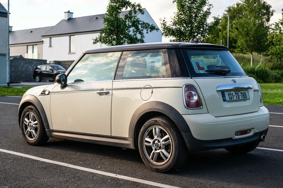 Mini Cooper 2013 - Image 4