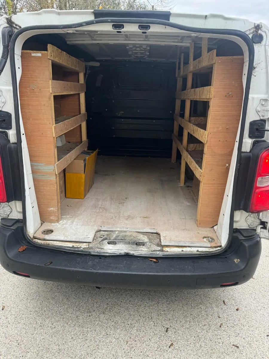 2018 Peugeot Expert MPV Diesel - Image 4