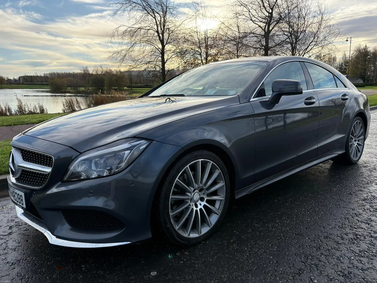 TWO OWNER HIGH SPEC AMG PREMIUM MODEL - Image 4