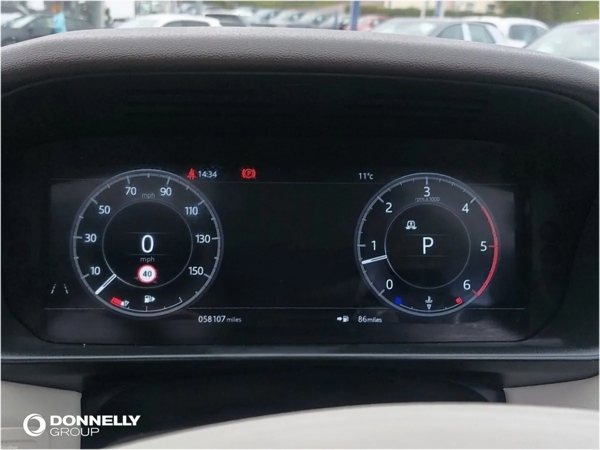 Land Rover Discovery Diesel Sw HSE Luxury - Image 6