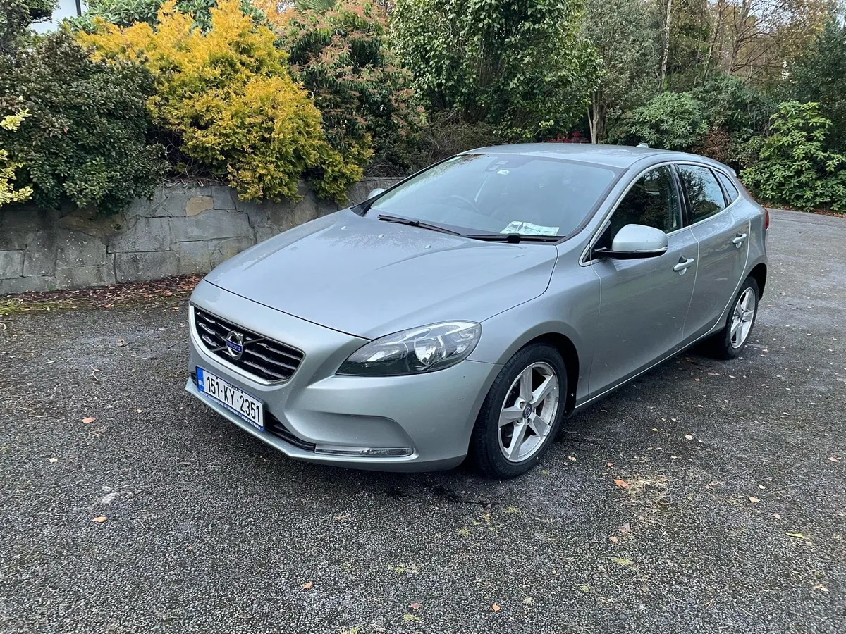 Volvo V40 1.6 diesel - Image 2