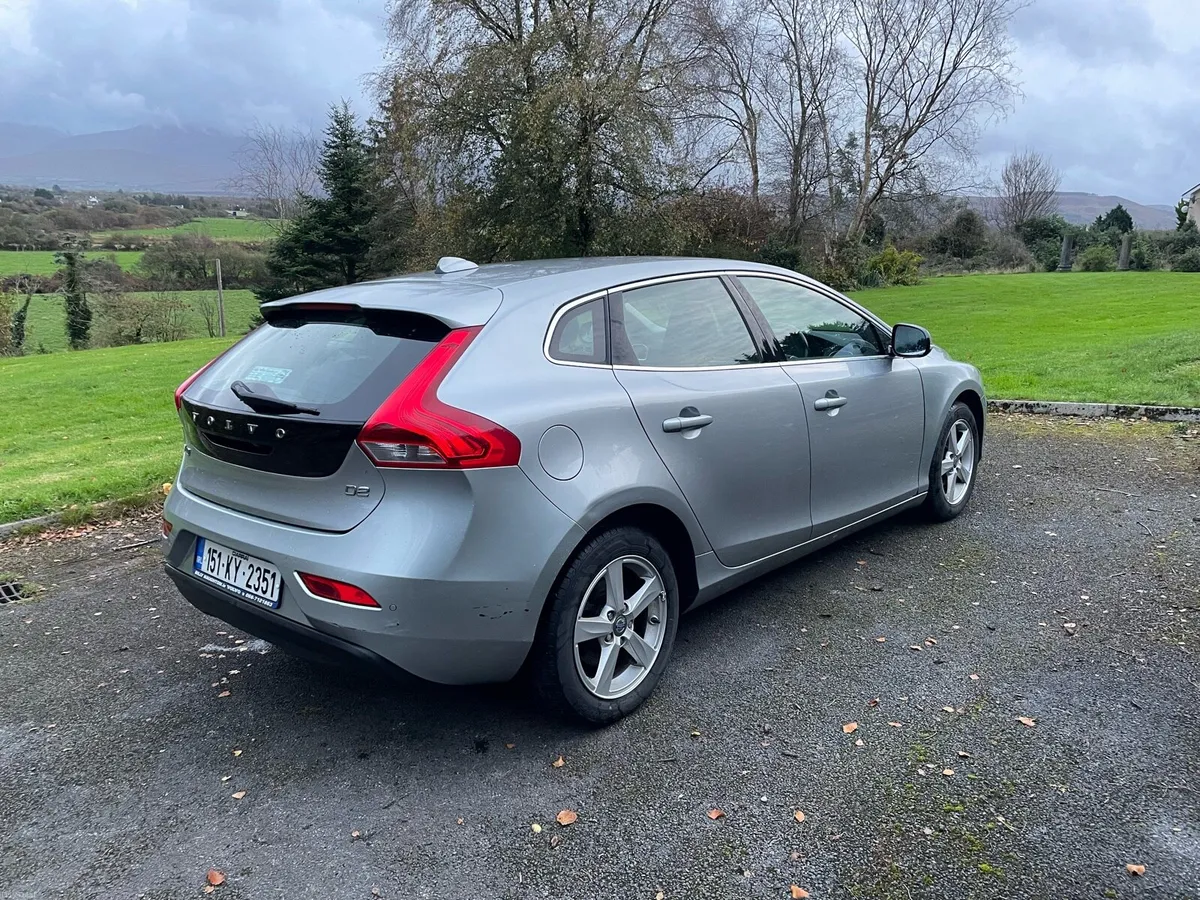 Volvo V40 1.6 diesel - Image 4