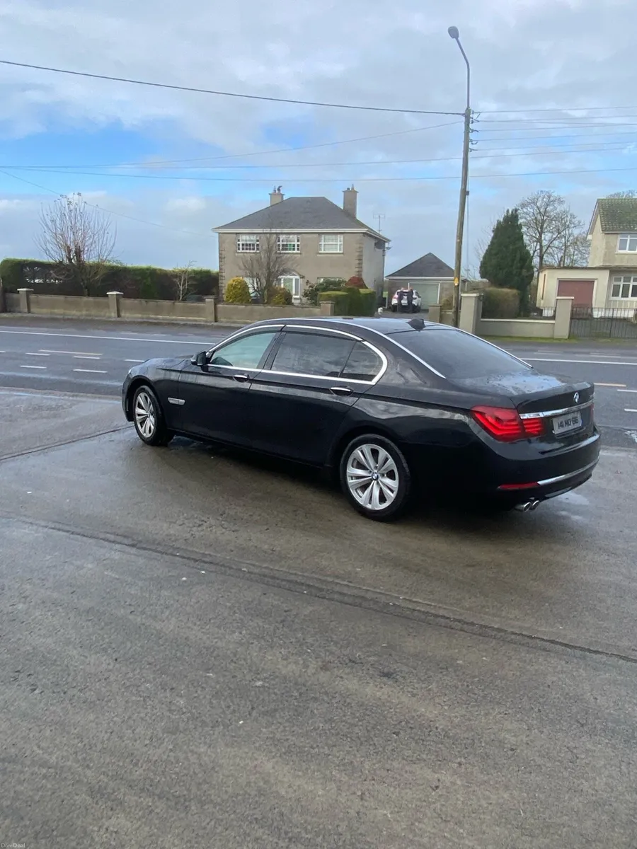 BMW 730 YG42 DR Auto 3l diesel extra long! - Image 5