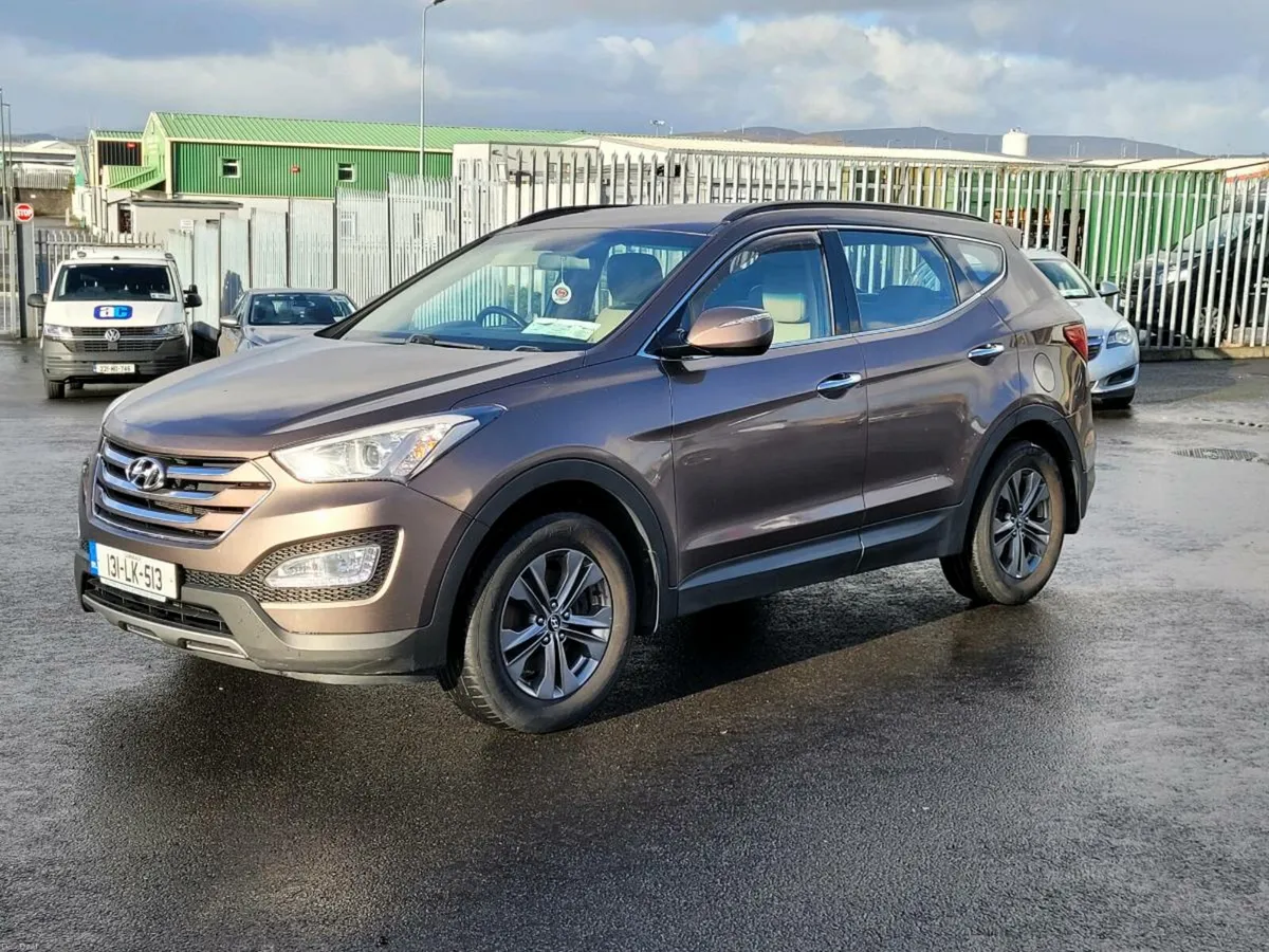 2013 Hyundai Santa Fe 2.2 Diesel 7 Seater - Image 1