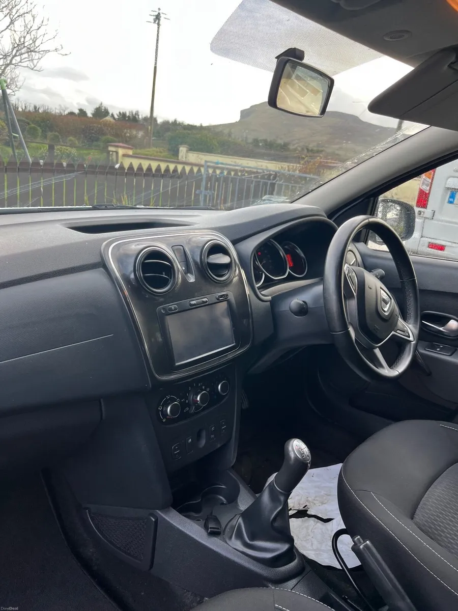 Dacia Logan 2018 - Image 4