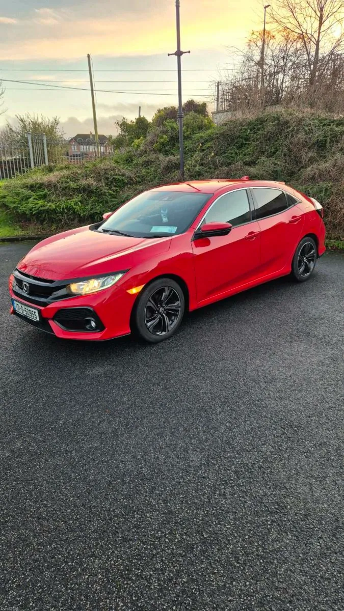 HONDA CIVIC 2017 1.0 VTEC TURBO SR 5DR NCT May2027 - Image 1