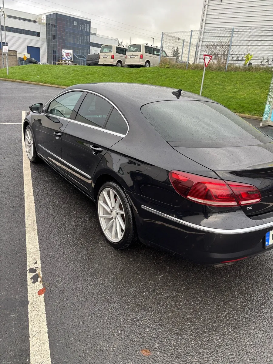 2014 Volkswagen CC - Image 4