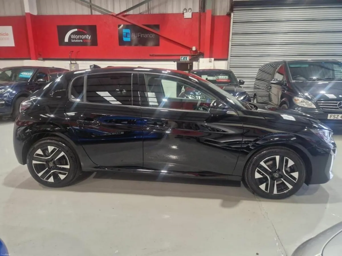 2024 Peugeot 208 1.2 PureTech Allure - Image 4