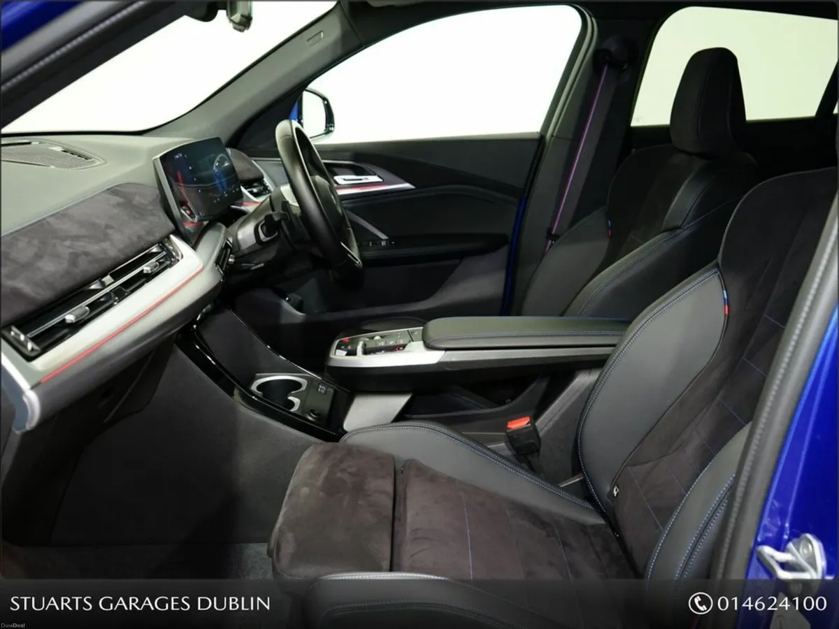 BMW iX2 IX2 M-SPORT eDRIVE20 M-SPORT PRO: PORTIMAO - Image 3