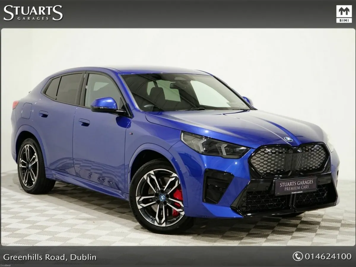 BMW iX2 IX2 M-SPORT eDRIVE20 M-SPORT PRO: PORTIMAO - Image 1