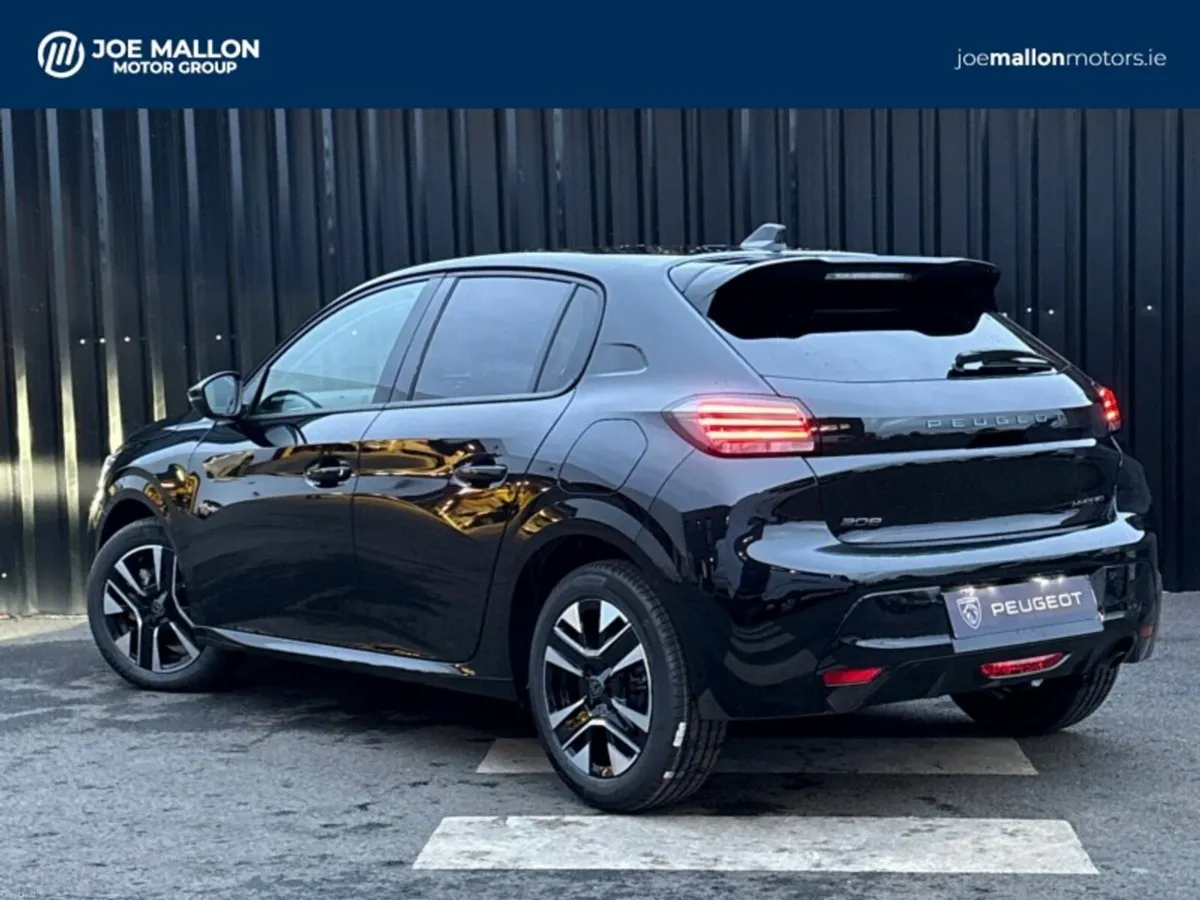 Peugeot 208 Allure Automatic - Image 2