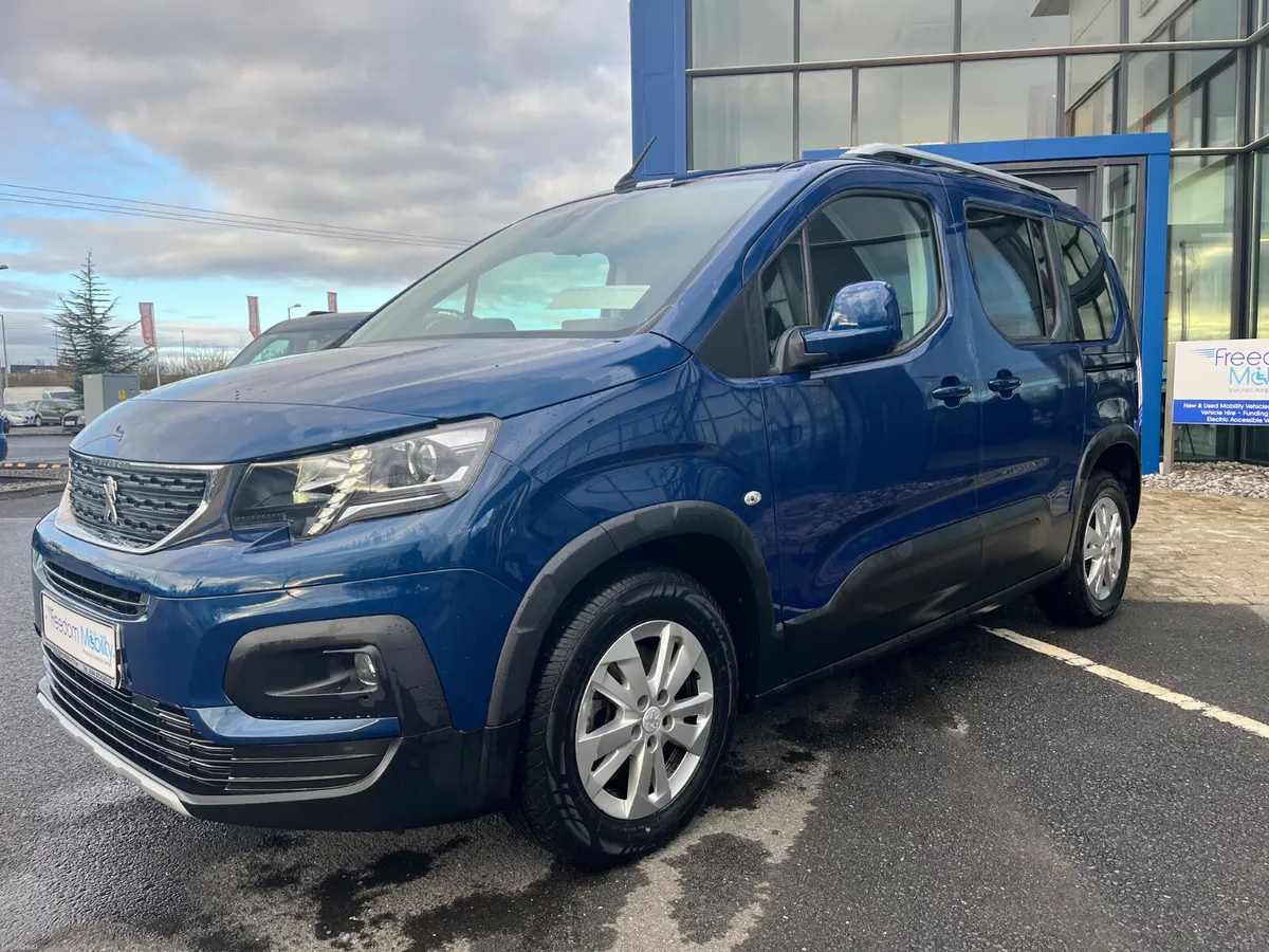 2021 Peugeot Rifter 1.2 Automatic, WAV - Image 3