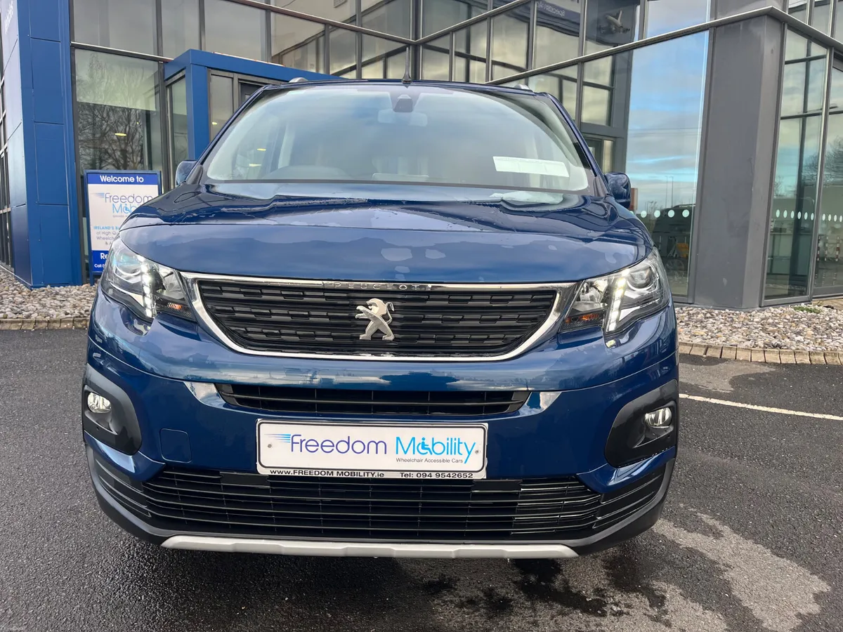 2021 Peugeot Rifter 1.2 Automatic, WAV - Image 2