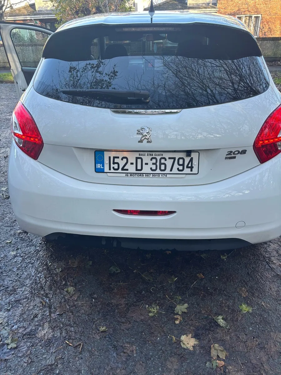 Peugeot 208 - Image 2