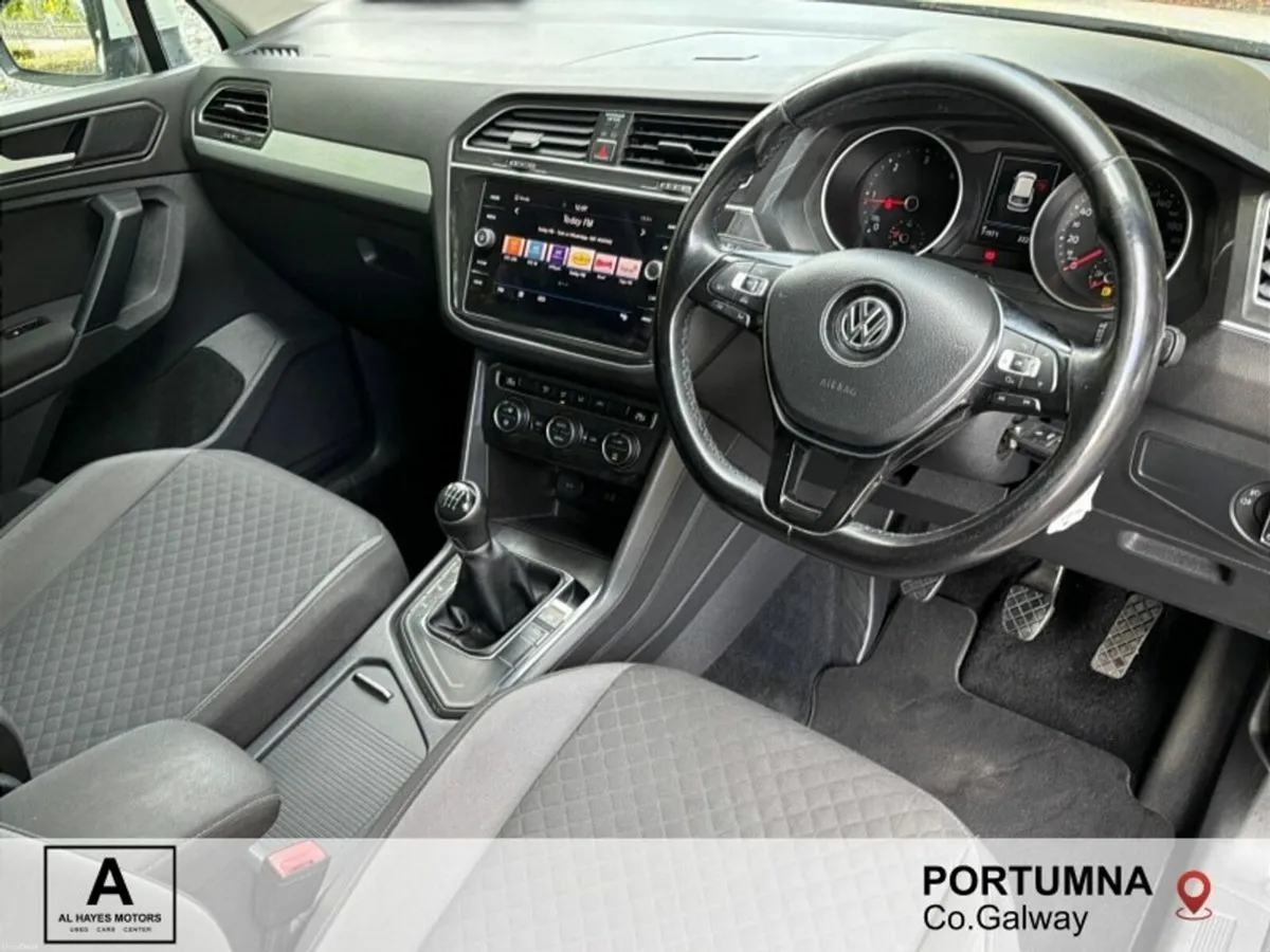 Volkswagen Tiguan COMFORTLINE 2.0 TDI 115BHP*SALE - Image 2