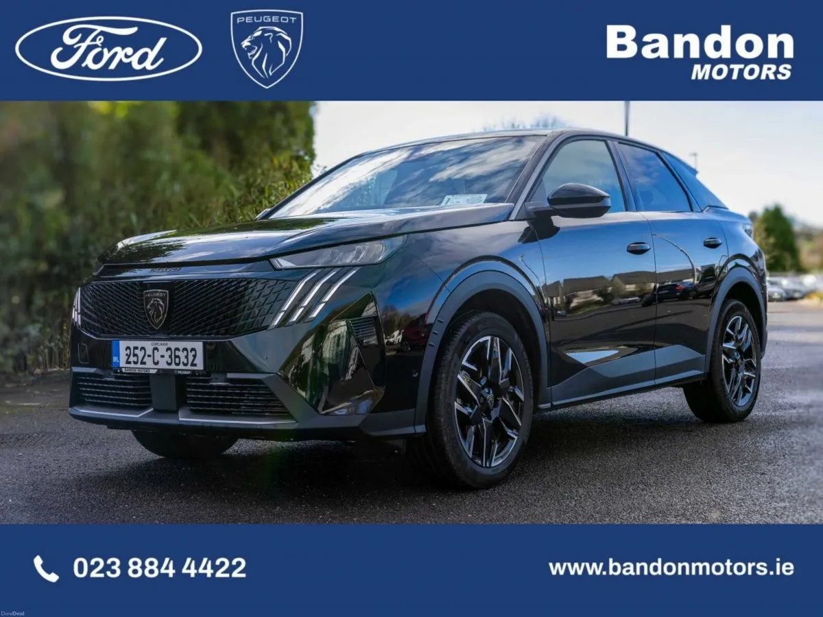 Peugeot 3008 2025 Peugeot 3008 Black 1.2 MHEV Pure - Image 4