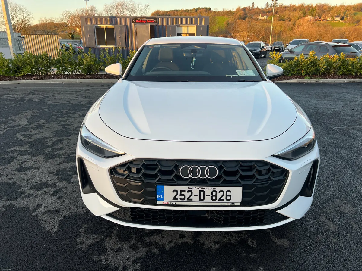 IRISH REG - 2025 (252) Audi  A5 SE 40 2.0 TDI - Image 3