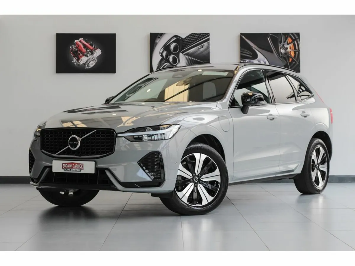Volvo XC60 T6 PLUS DARK RECHARGE AWD - Image 1