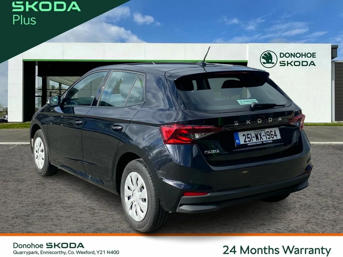 Skoda Fabia ESSENCE 1.0MPI 80HP - Image 4