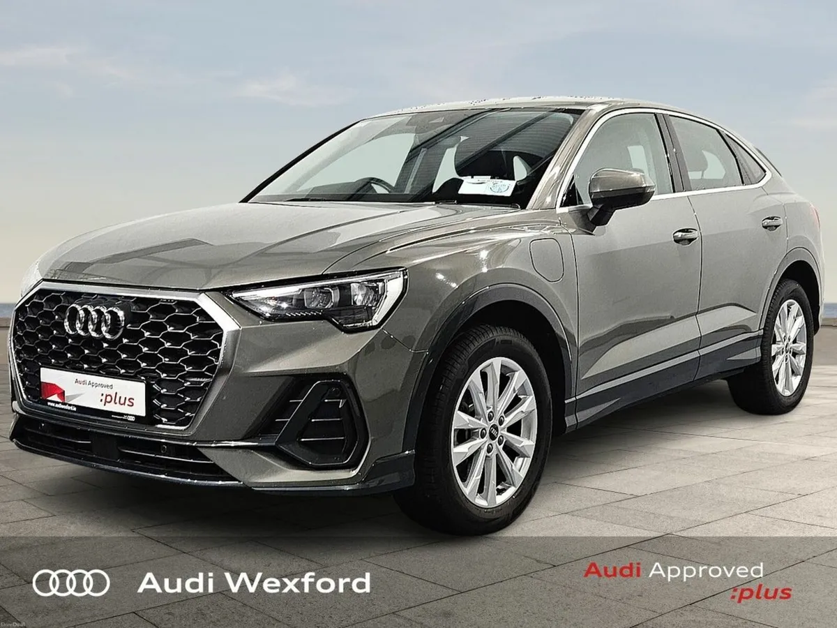 Audi Q3 45 TFSI E S Tronic SE  €442p/m - Image 4