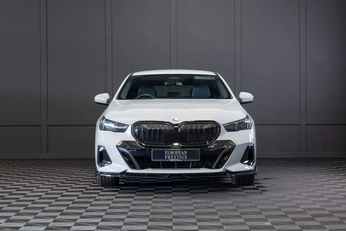 2025 BMW 5-Series 530e M-Sport (G61) - Image 2