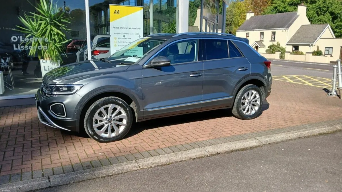 Volkswagen T-Roc 2.0 TDI 116HP Style, Indium Grey, - Image 2