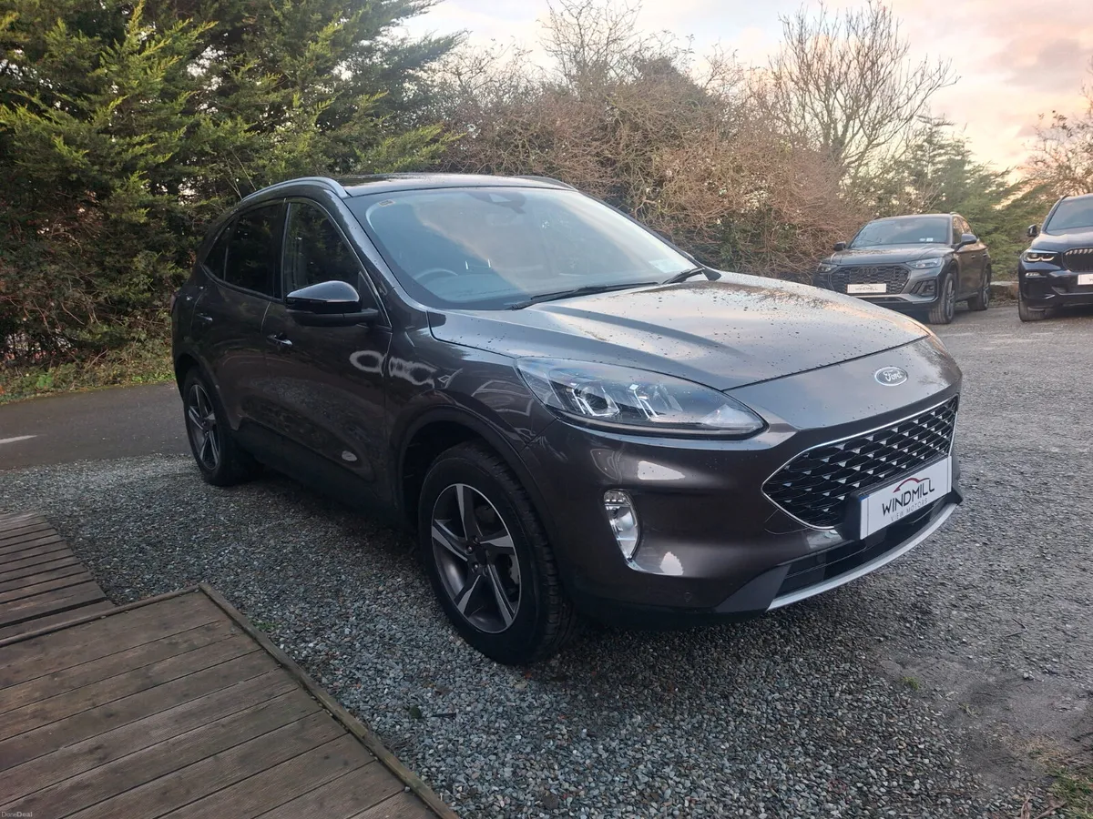 FORD KUGA TITANIUM 2.5 PHEV 225 S6.2 CT 4DR - Image 4