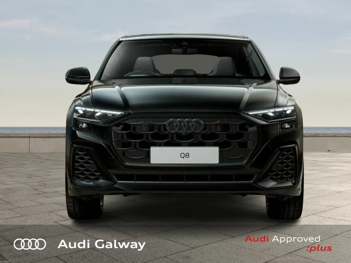 Audi Q8 COMPETITION PACK TFSI E-QUATTRO - Image 2